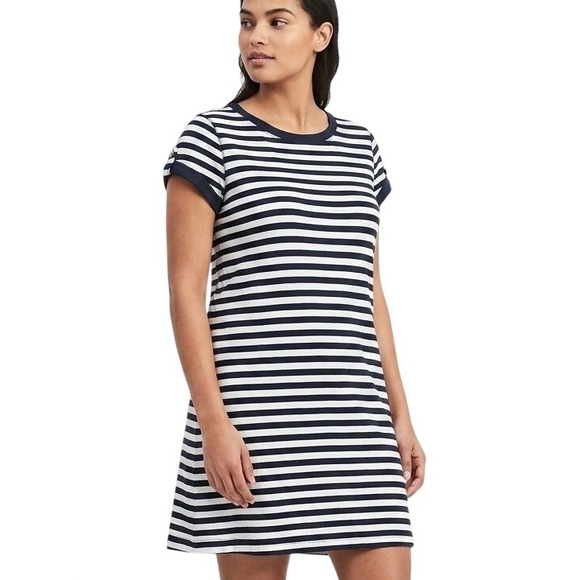 Banana Republic Dresses & Skirts - Banana Republic Striped Short-Sleeve T-Shirt Dress SKUW691